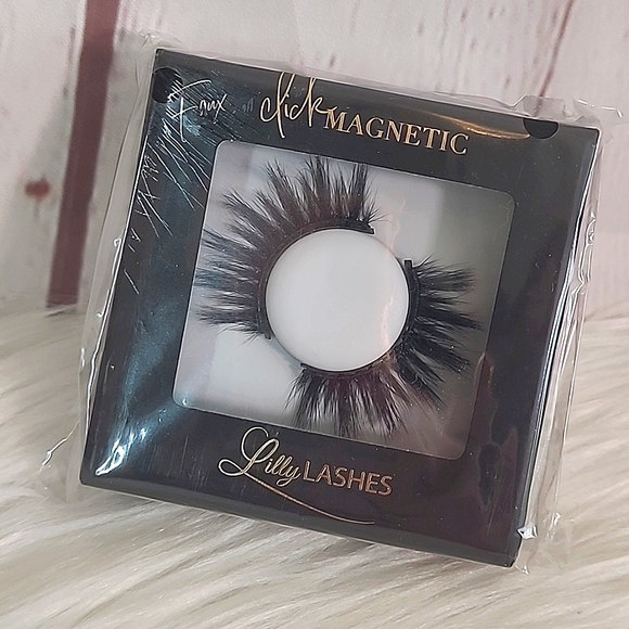 🆕️NWT Lilly Lashes Click Magnetic Faux Mink False Lash Collection Miami Lashes - Picture 6 of 9